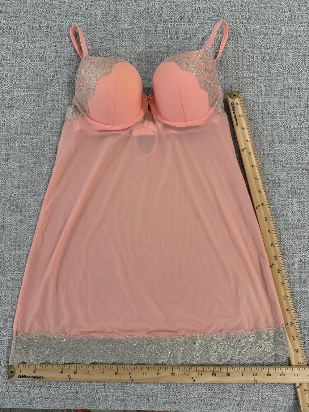 Victoria's Secret Peach Lace-Trim Chemise - Picture 5 of 11